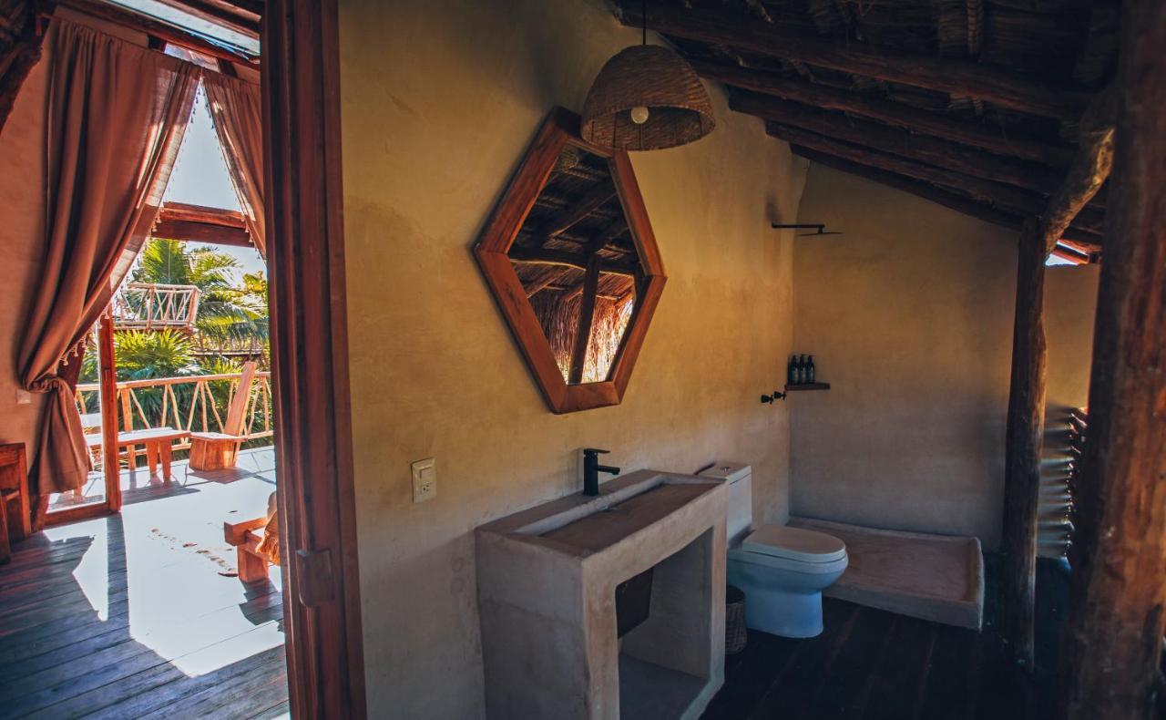 Ikal Tulum Hotel Exterior photo Bathroom at the Treehouse