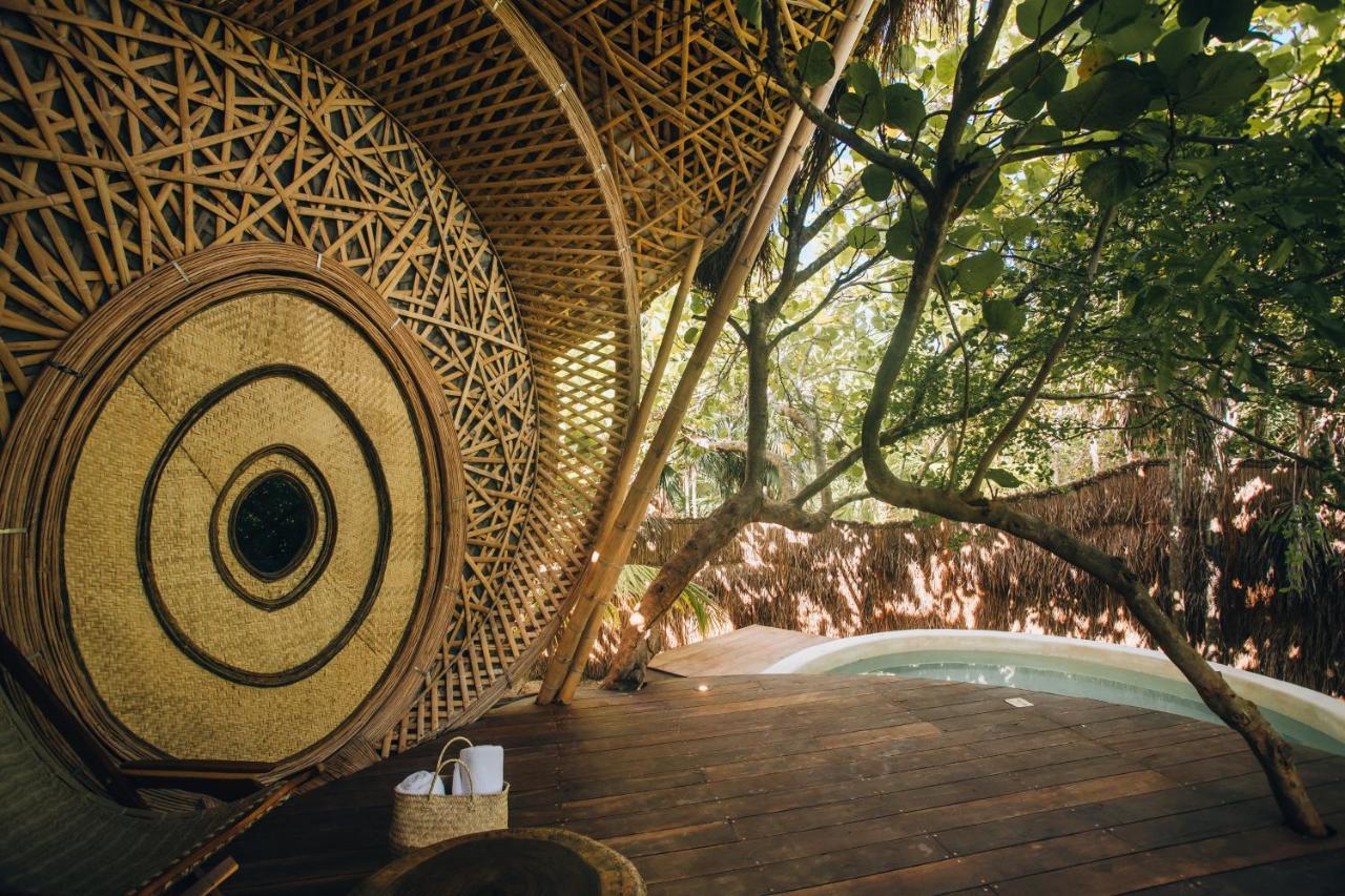 Ikal Tulum Hotel Exterior photo The interior of a Treehouse